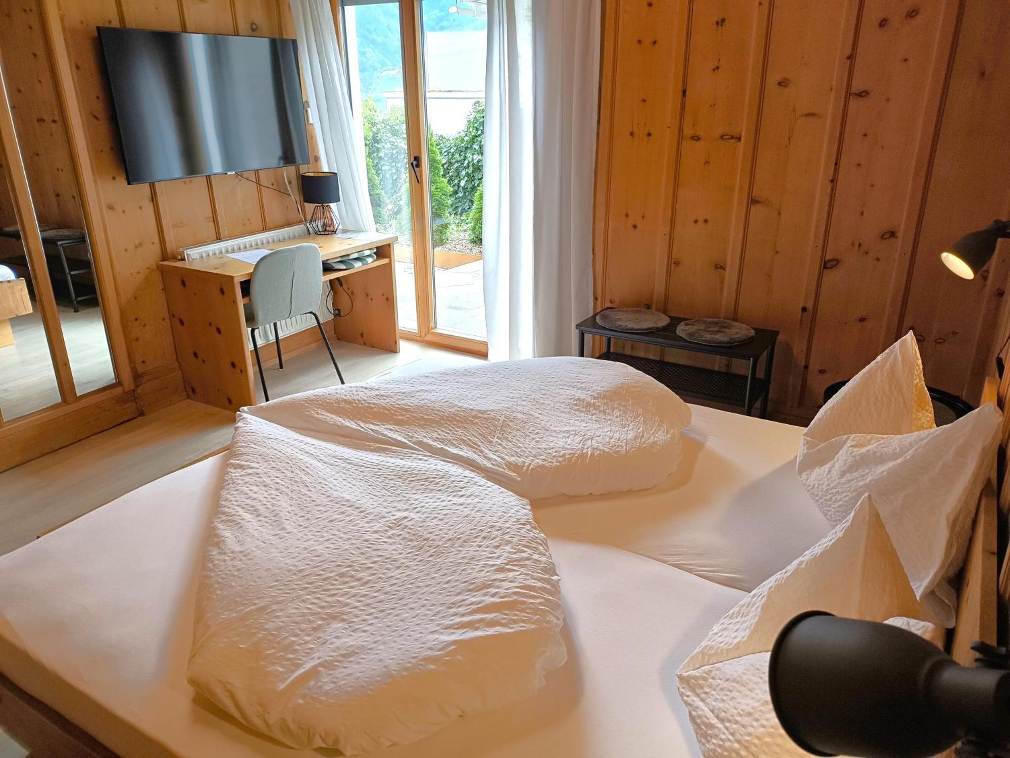 Schenna Garni Eden Bed&Breakfast Exteriör bild